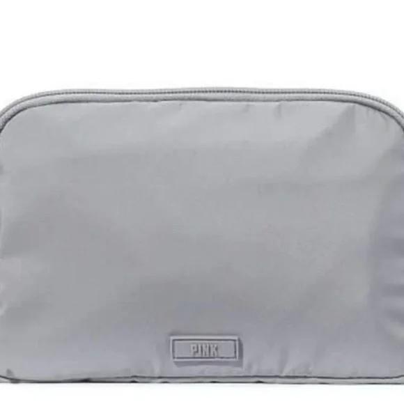 Victoria Secret Belt Bag Everywhere  Grey🩶 - Picture 2 of 5